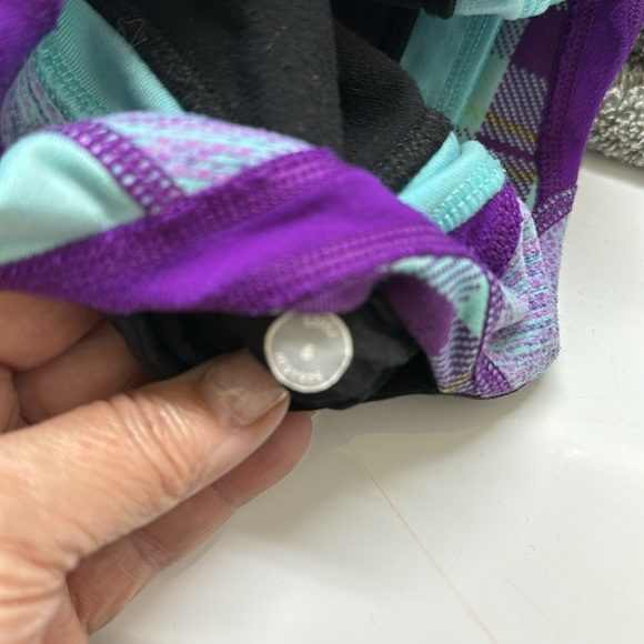 Ivivva Flare Black Leggings *Reversible - Picture 12 of 13